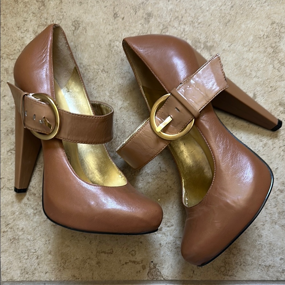 Pinup style Brown Heels with Gold Buckle
